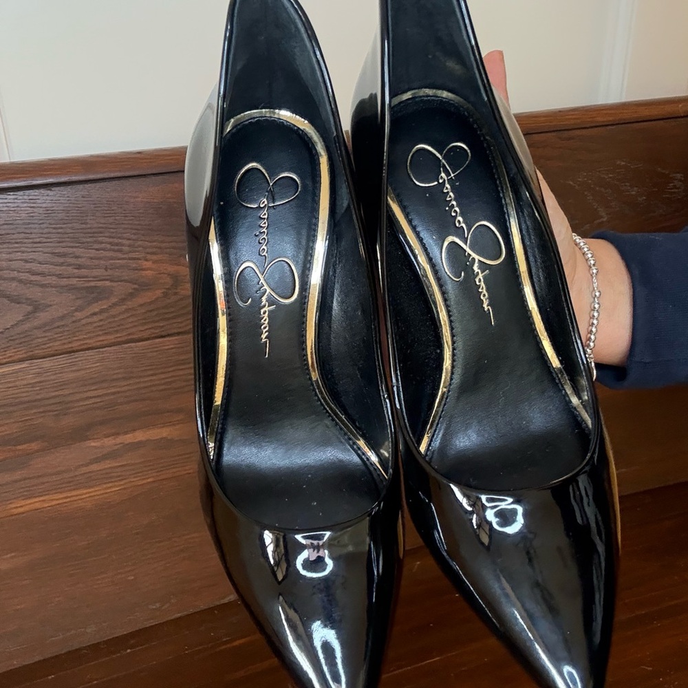 Jessica Simpson Glossy Black Heels - Picture 2 of 6